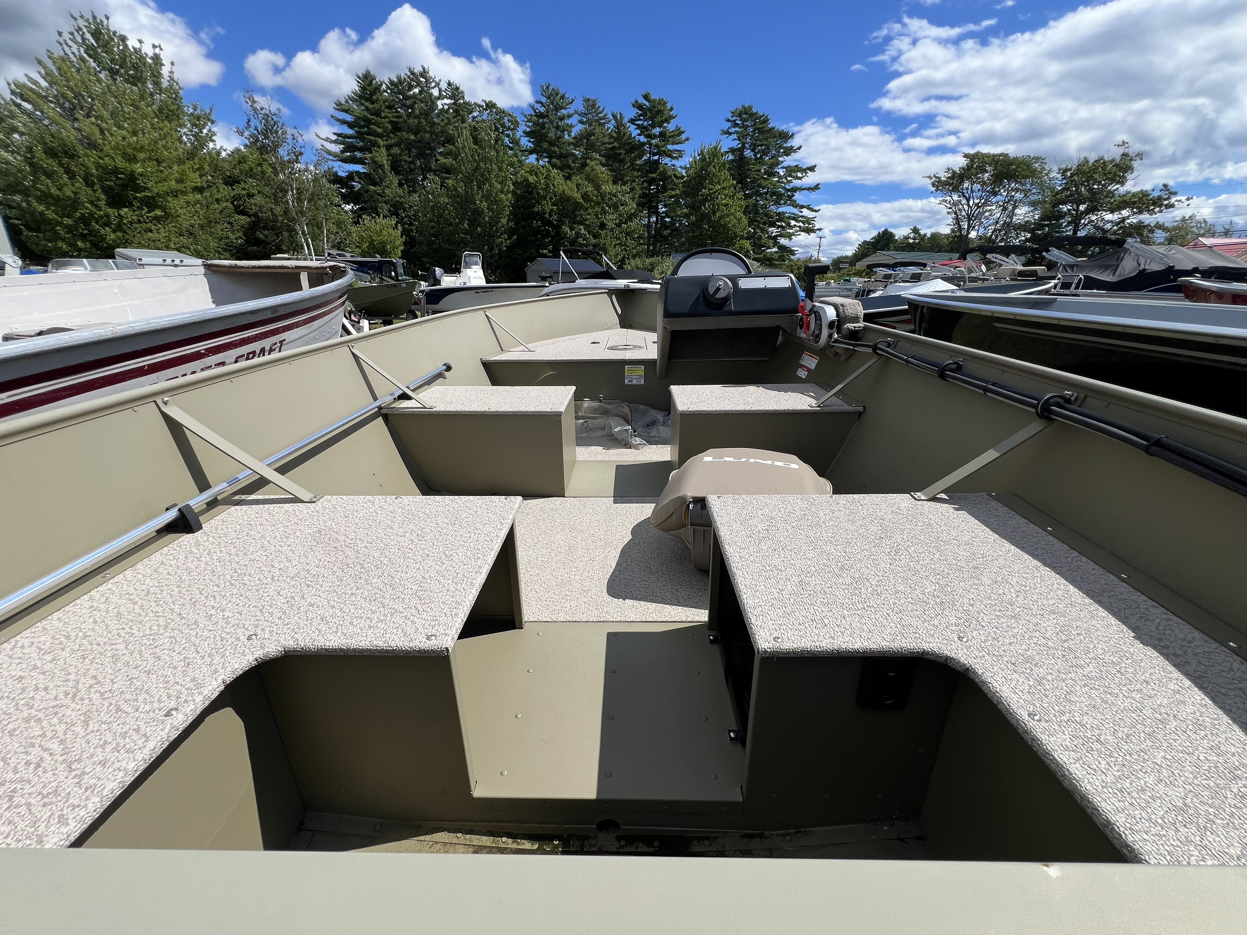 2024 Lund SSV 16 Tiller - BOAT ONLY - Photo 2